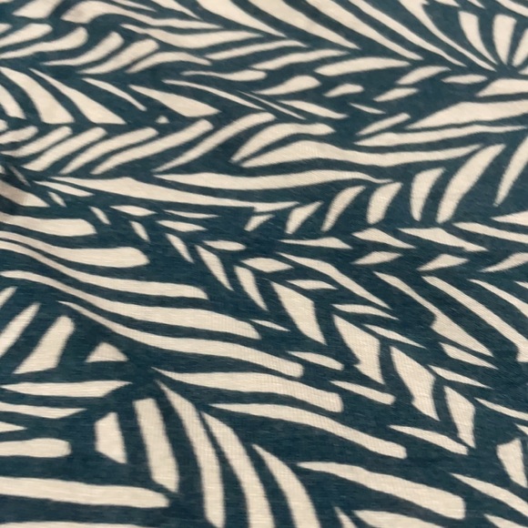 Banana Republic S teal/taupe wrap tie tank tropical jungle vibes print like
new - Picture 2 of 6